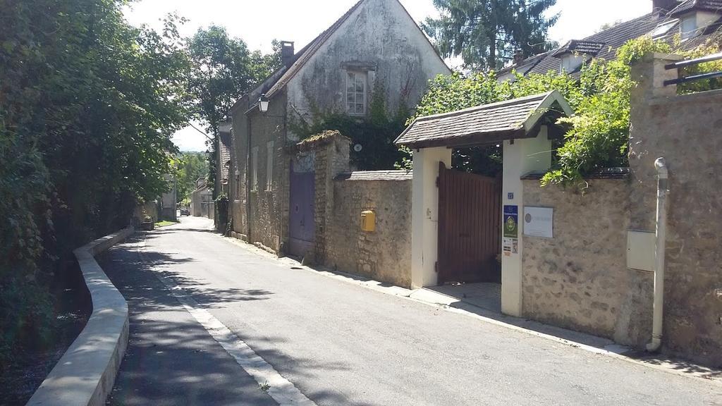 Chambres d'hôtes Villa de Vienne-en-Arthies Exterior foto